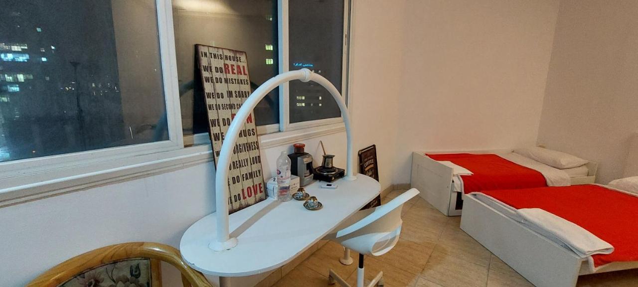 Hostel The Venue Aladdinクウェート エクステリア 写真
